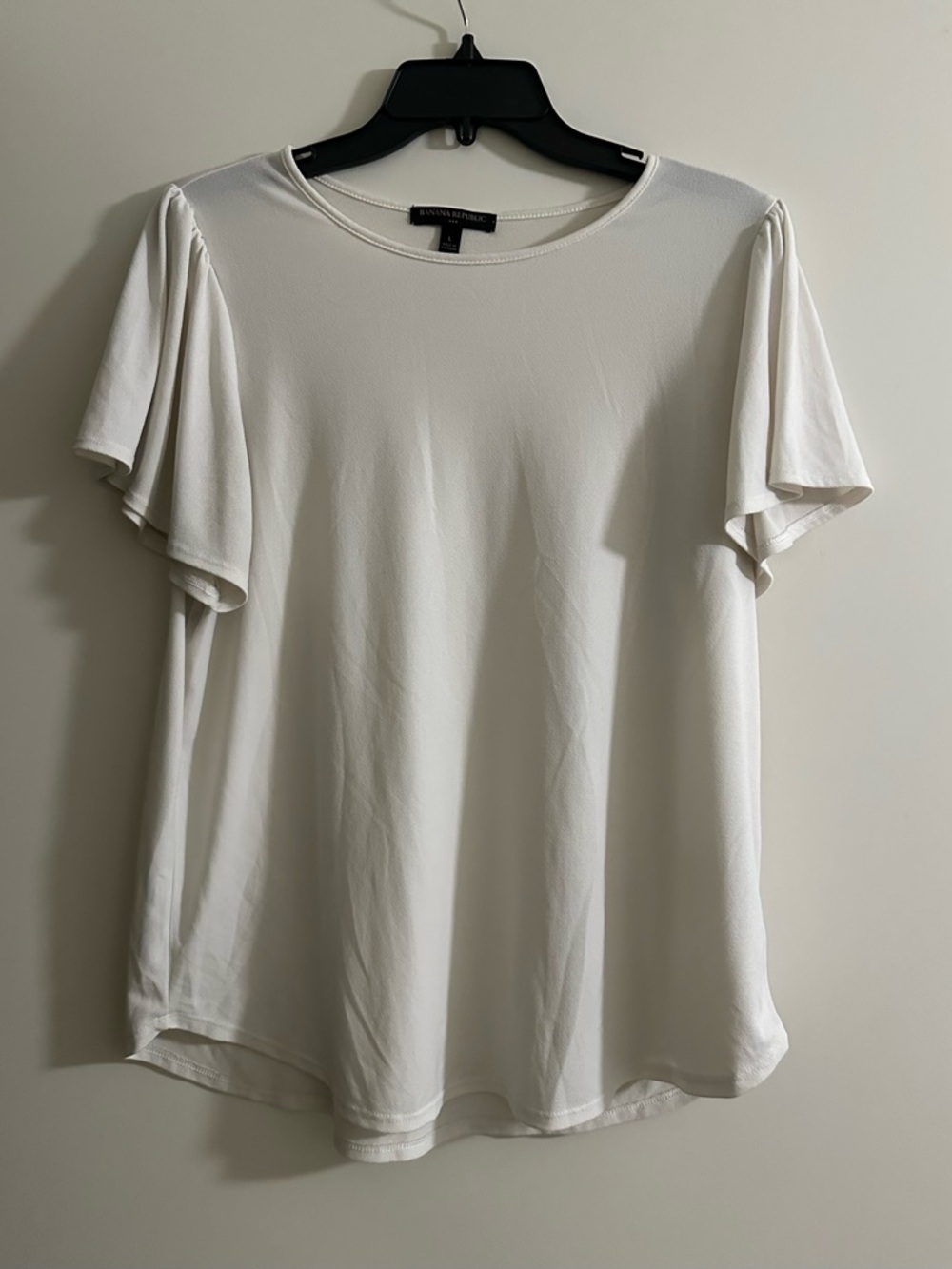 Banana Republic Cream Flutter Sleeve Blouse